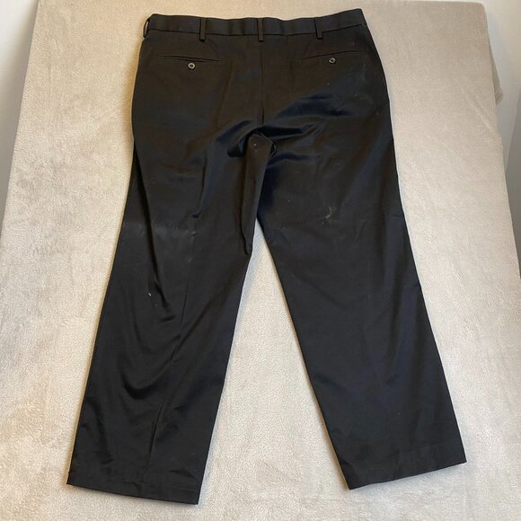 Dockers Mens Pants Size 42x32 Black Straight Fit Cotton - Picture 14 of 14